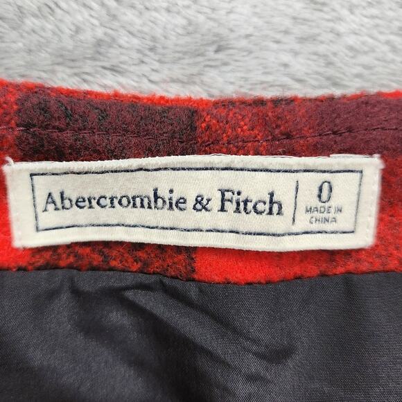 Abercrombie & Fitch Skirt Women 0 Red Black Plaid Wool Blend Mini Lined Side Zip - Picture 3 of 8